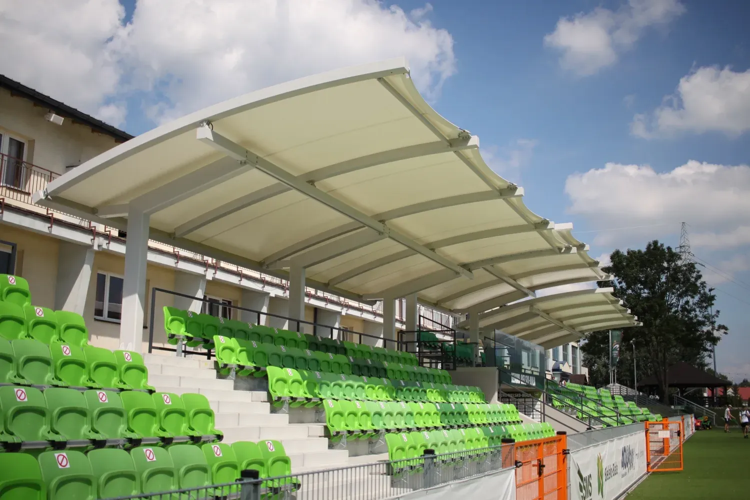 Zadaszenie trybun stadionu w Bielsku-Białej — PVC — Bielsko-Biała, Polska