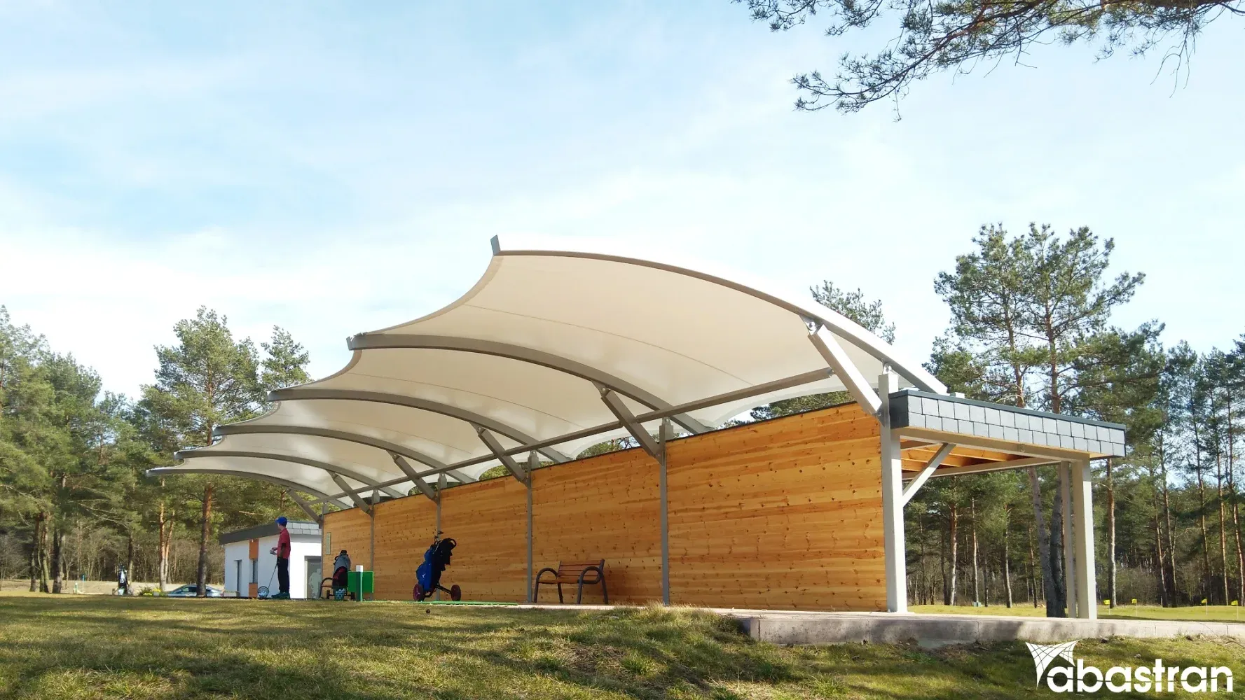 Zadaszenie na Polu Golfowym — PVC — Kamień Śląski, Polska