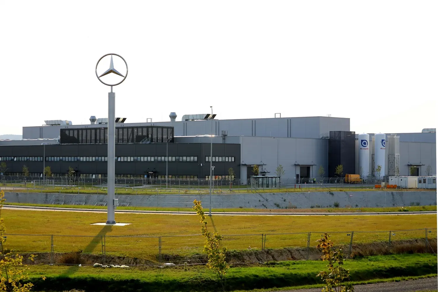 Zakład Produkcyjny Silników Mercedes — Mesh PVC — Jawor, Polska