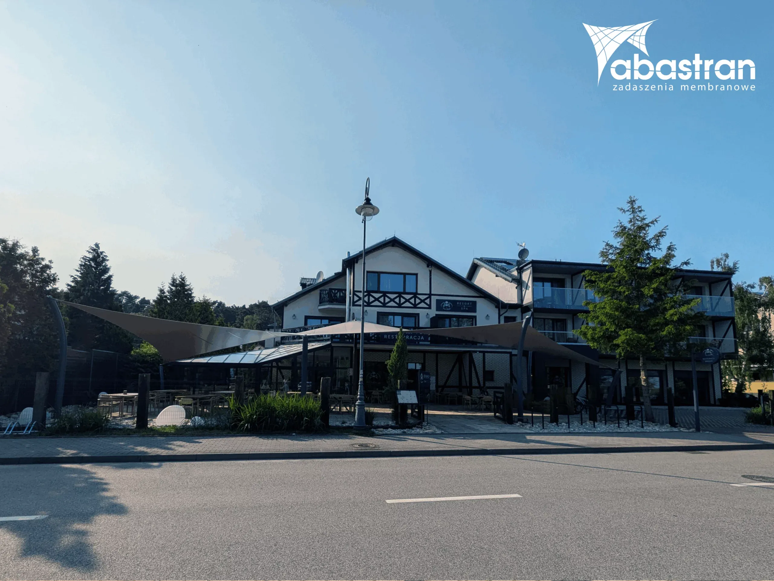 Krynica Morska zadaszenie tarasu restauracji FOUR WINDS — 3