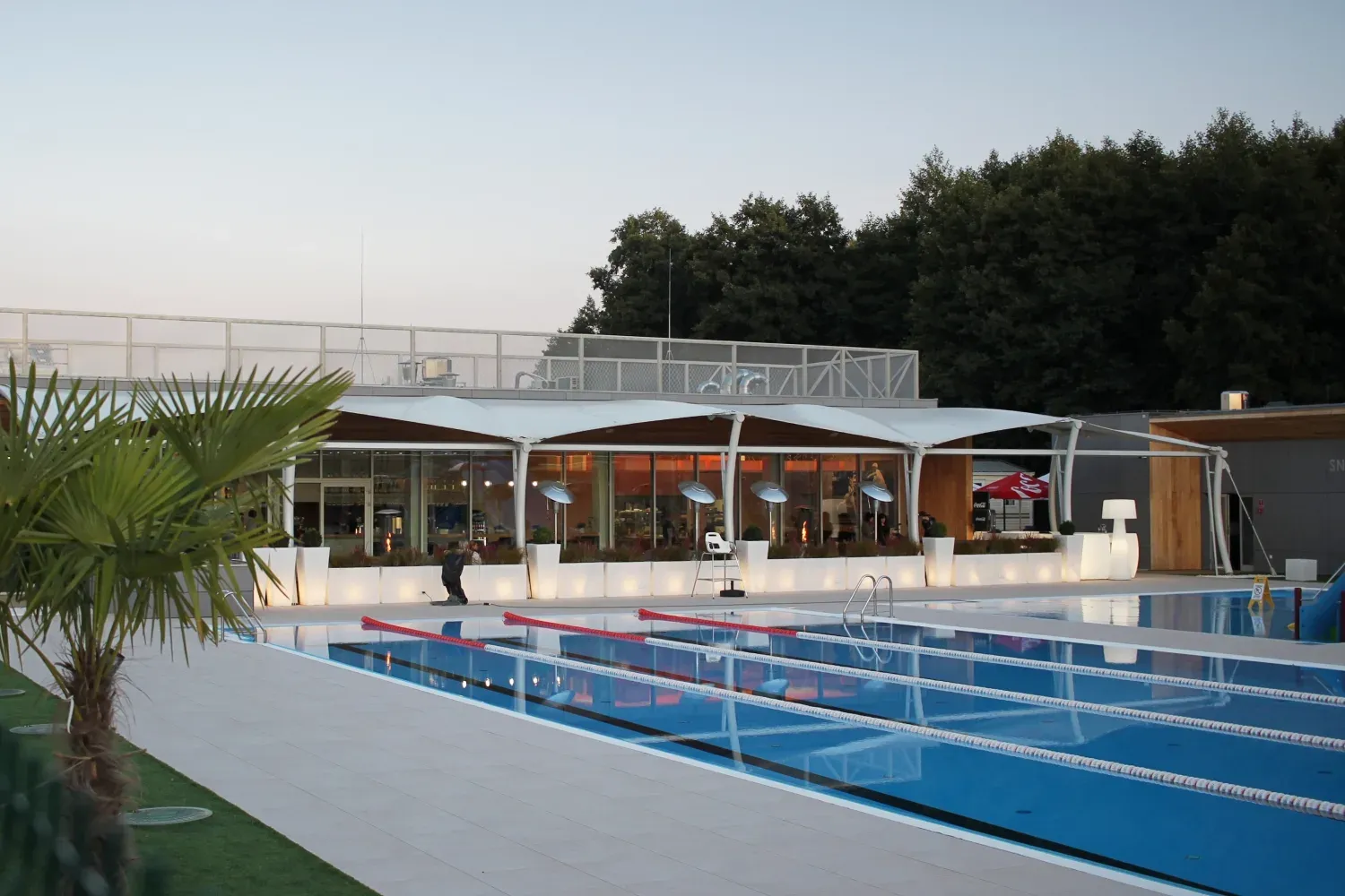 Zadaszenie tarasu przy restauracji — 3