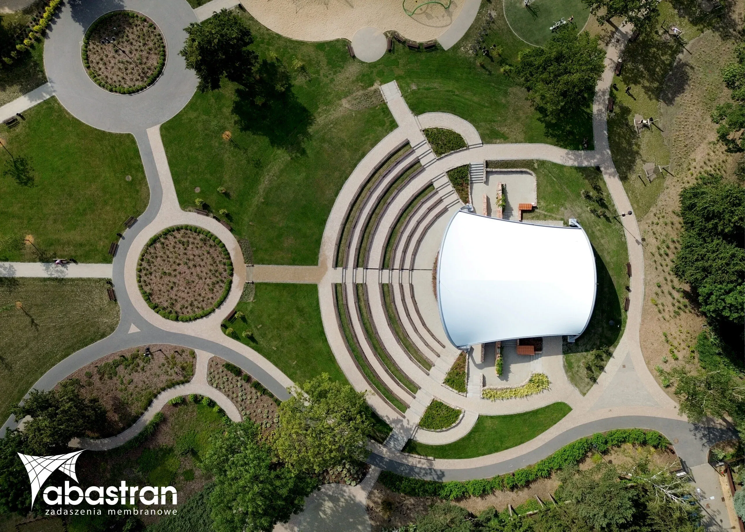 Zadaszenie sceny plenerowej w Węgrowie — 3