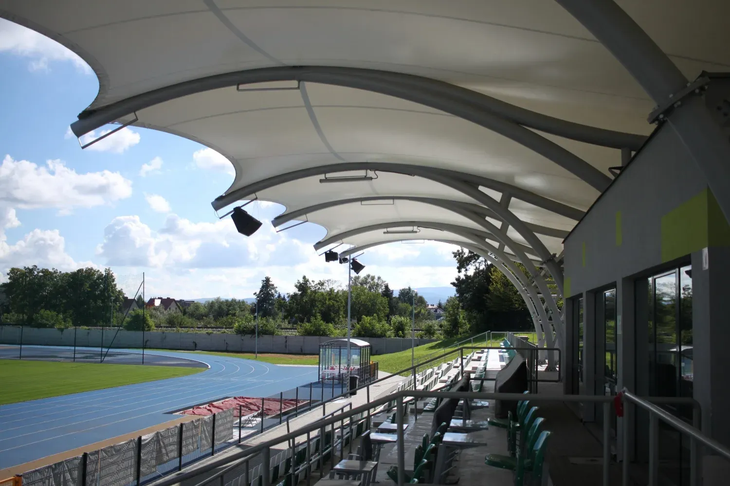 Zadaszenie membranowe trybun stadionu miejskiego — 4