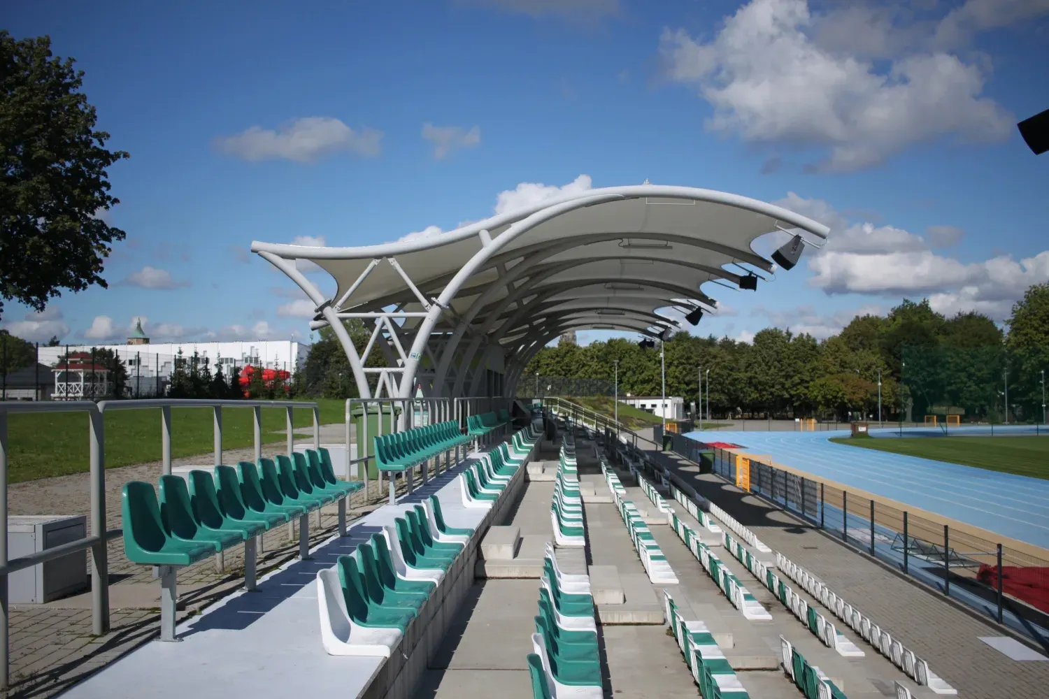 Zadaszenie membranowe trybun stadionu miejskiego — 5