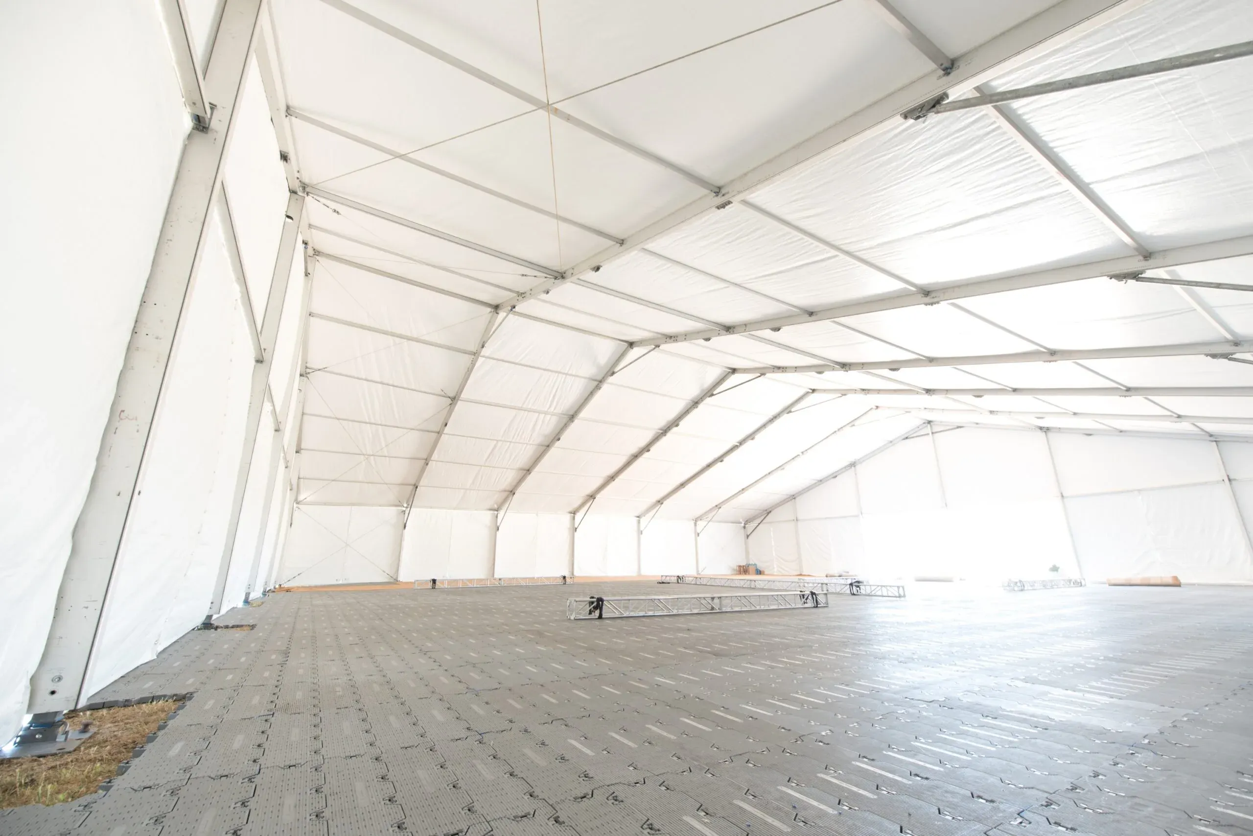 Tymczasowy obiekt budowlany – wszystko co musisz wiedzieć przed budową